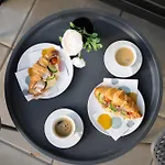 Avenue Апартаменты